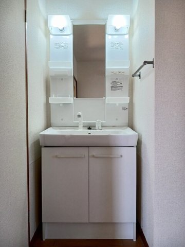洗面設備　広い洗面スペース
