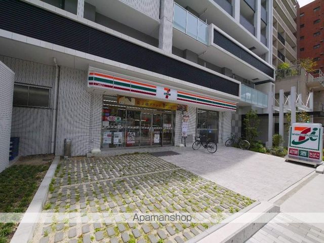 コンビニ　セブンイレブン（コンビニ）まで371m