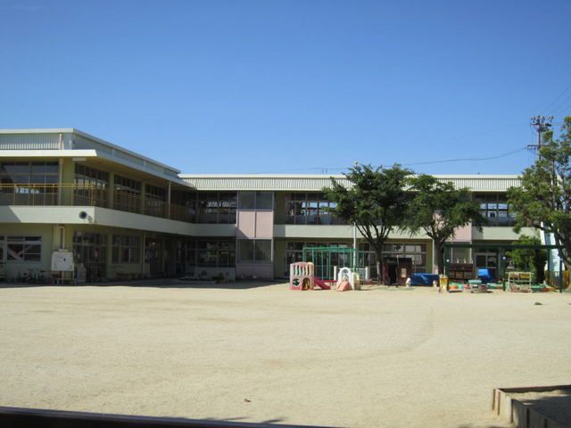 幼稚園・保育園　一色保育園（幼稚園・保育園）まで650m