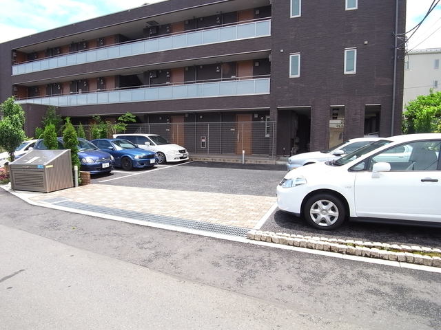 駐車場　空き状況要確認