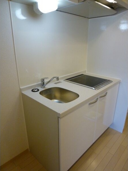 キッチン　前回空室時写真