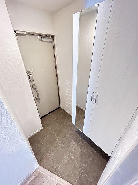 玄関　シューズＢＯＸ付きの玄関
