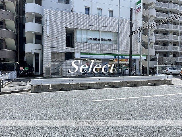 コンビニ　ファミリーマート横浜戸部中央店（コンビニ）まで147m