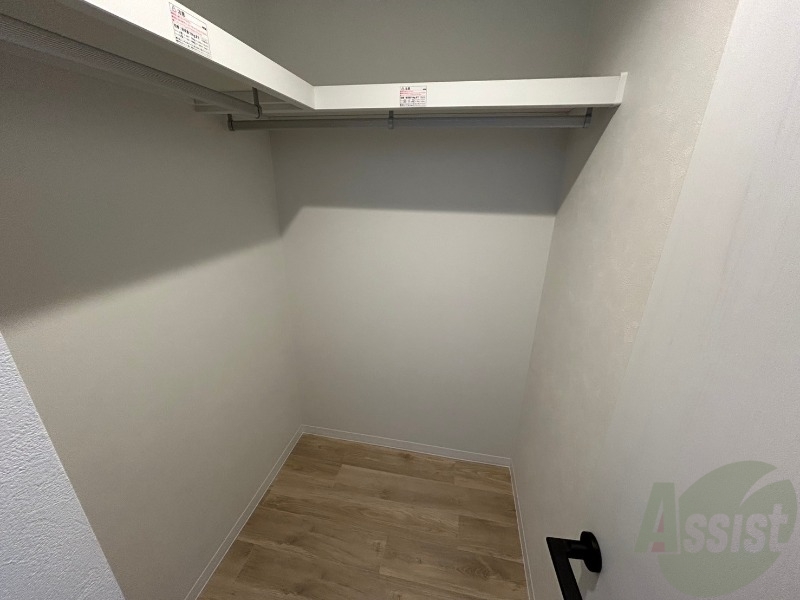 収納　クローゼットがありました。お洋服や荷物はここへ