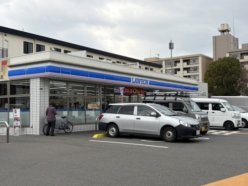 コンビニ　ローソン 西成中開三丁目店（コンビニ）まで468m