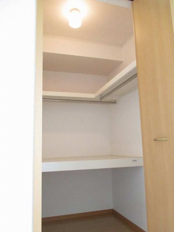 収納　図面と現状に相違がある場合には現状を優先