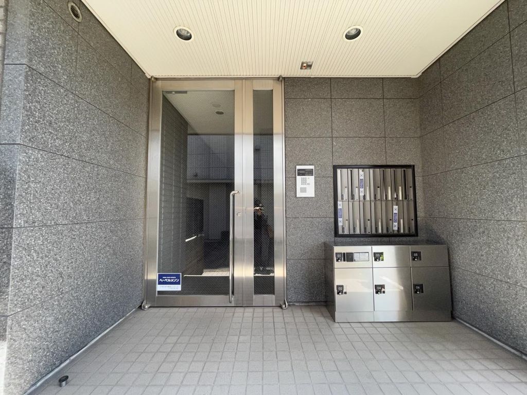 エントランス　エントランス