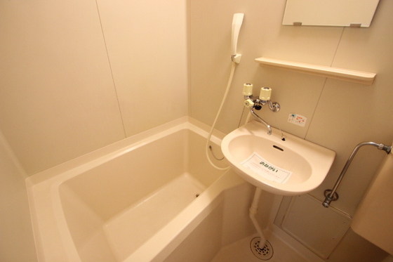 洗面設備　※別部屋の写真です