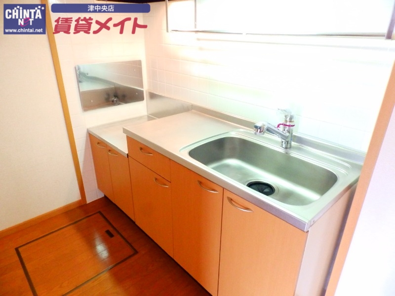キッチン　反転同型タイプ