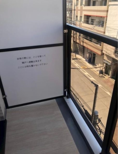 バルコニー