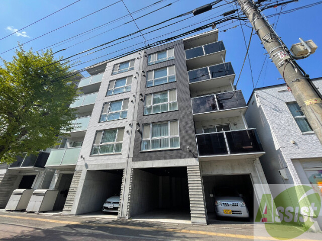 建物外観　札幌市中央区南８条西「ＡｚｕｒｅＣｏｕｒｔＳ８」