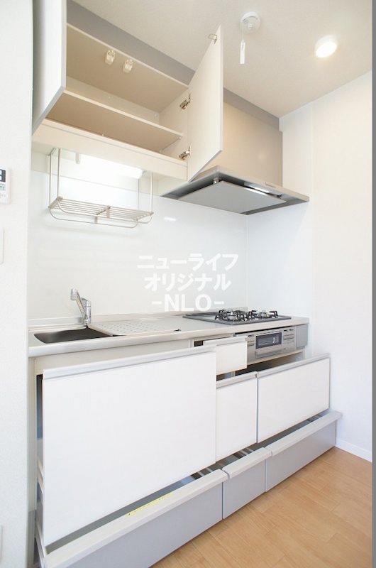 キッチン　3口コンログリル付