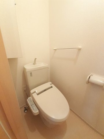 トイレ　トイレもきれいです