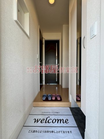 玄関　収納もある玄関です