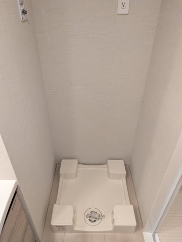 その他　室内洗濯機置場です