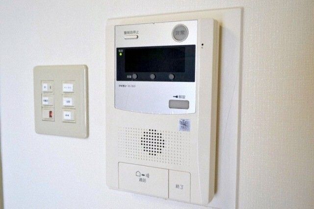 セキュリティ　※写真は別号室です。