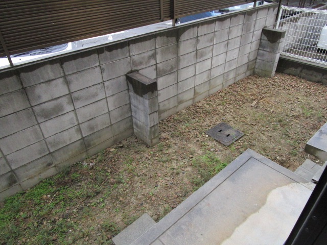 バルコニー　専用庭です
