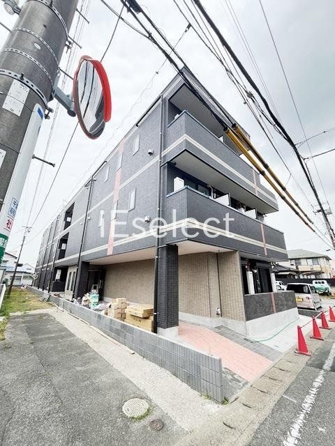 建物外観　閑静な住宅街に立地