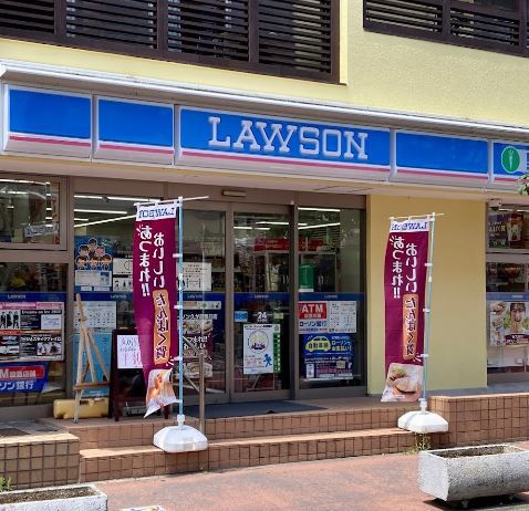 コンビニ　ローソン（コンビニ）まで356m