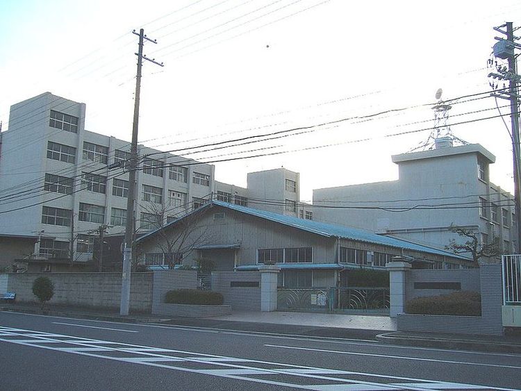 高校・高専　兵庫県立神崎工業高校（高校・高専）まで893m