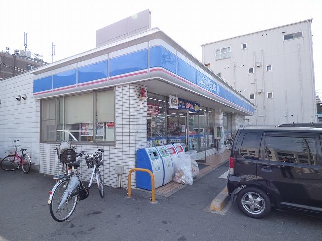 コンビニ　ローソン（コンビニ）まで596m