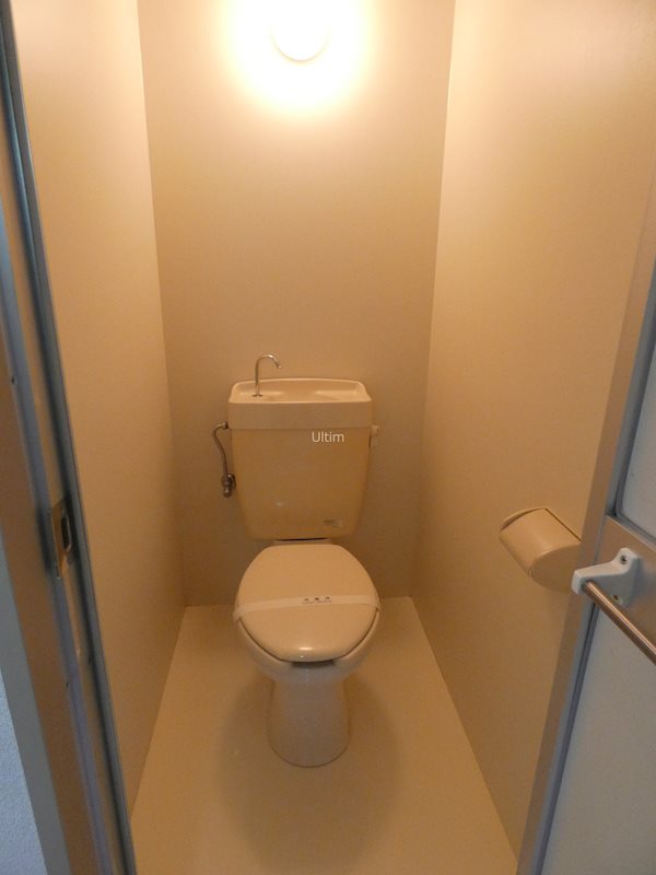 トイレ　※同タイプの他のお部屋です