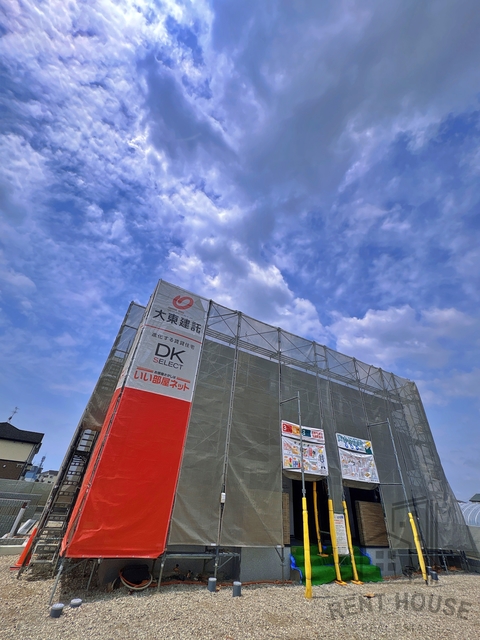 建物外観　外観（建設中）