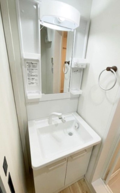 洗面設備　別部屋同仕様タイプ