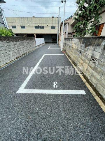 駐車場　駐車場です