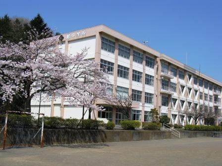 中学校　八王子市立館中学校（中学校）まで894m