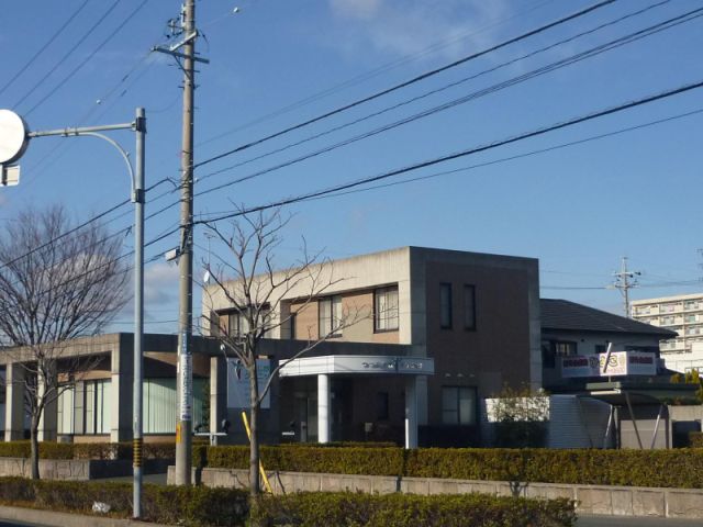 病院　つつじヶ丘クリニック（病院）まで720m