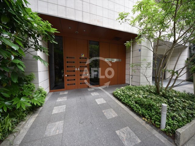 エントランス　アーバンフラッツ瓦町　エントランス
