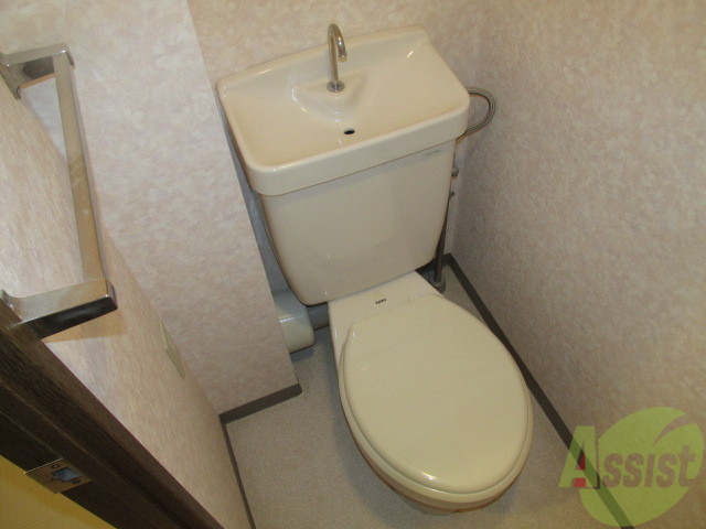 トイレ　きれいなトイレです