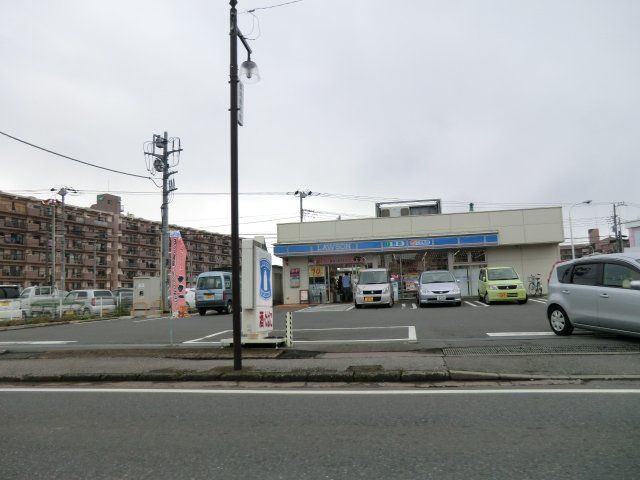 コンビニ　ローソン船橋金杉八丁目店（コンビニ）まで899m