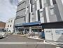 コンビニ　ローソン西八王子駅北口店（コンビニ）まで243m
