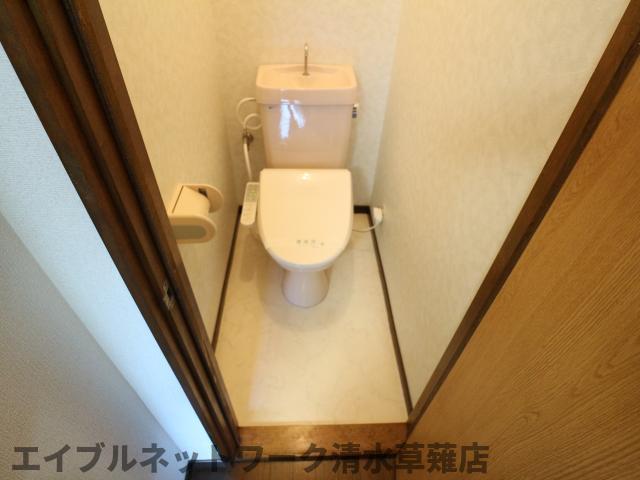 トイレ　コンパクトで使いやすいトイレです