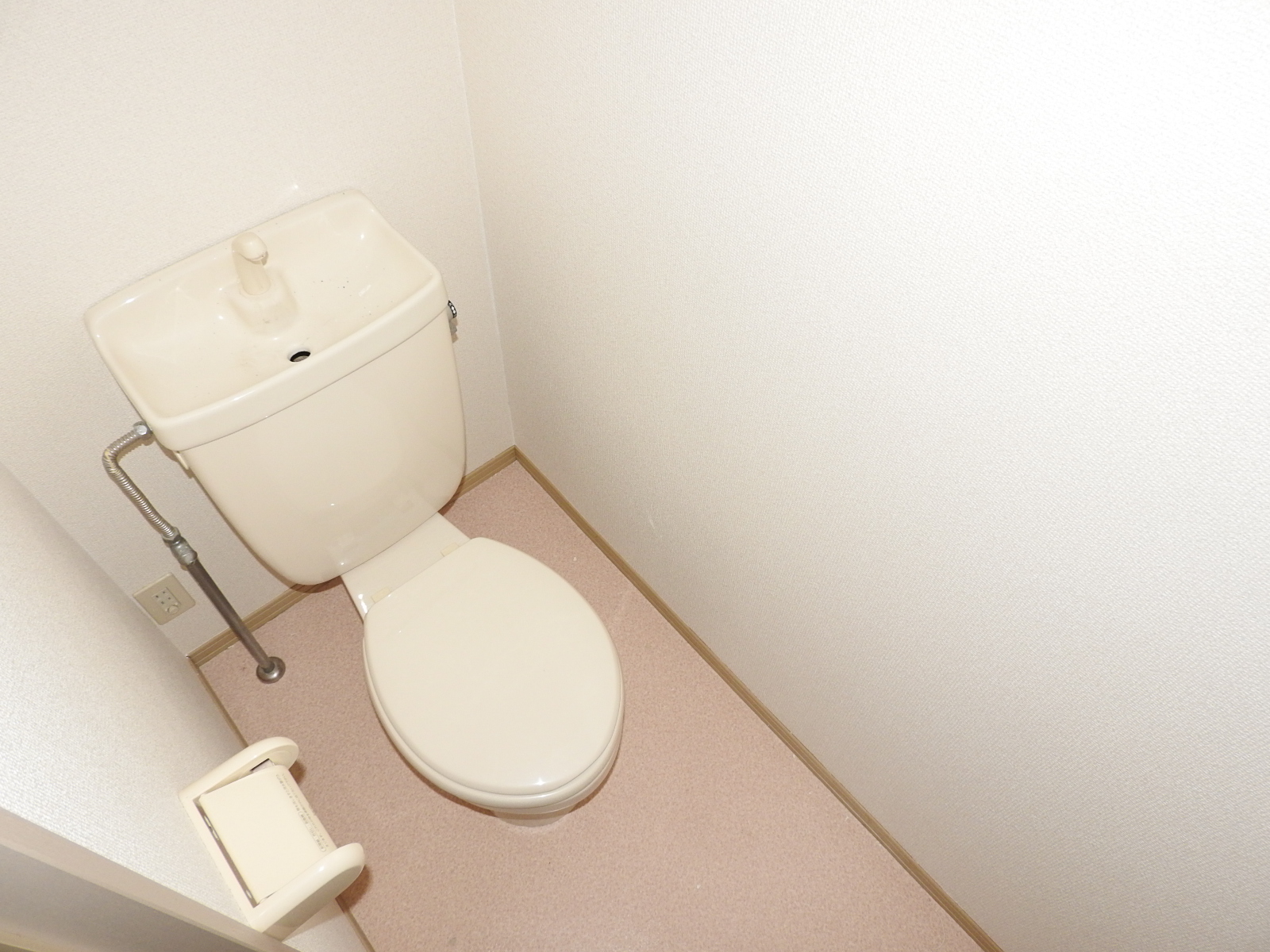 トイレ　※別号室のお写真になります。