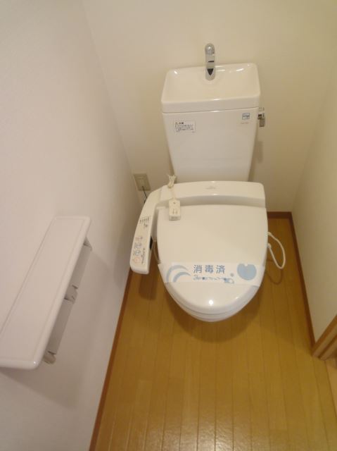 トイレ　※参考写真：１０５号室