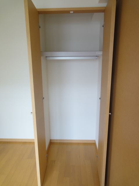 収納　※参考写真：１０５号室