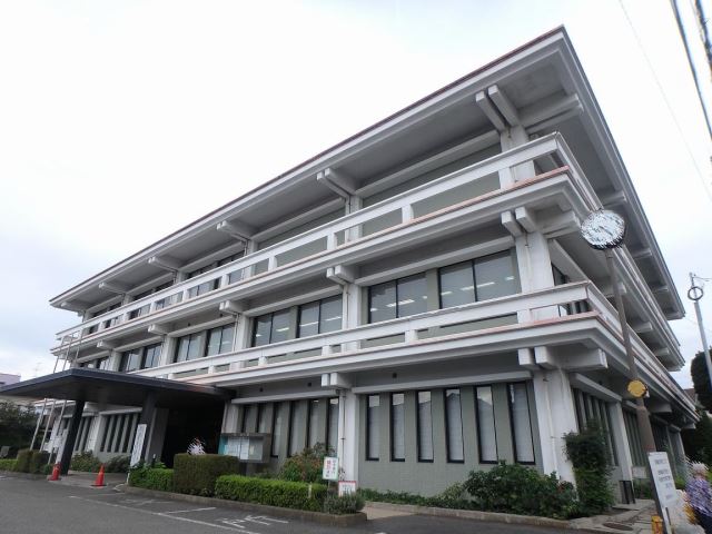 役所　深沢支所（役所）まで560m