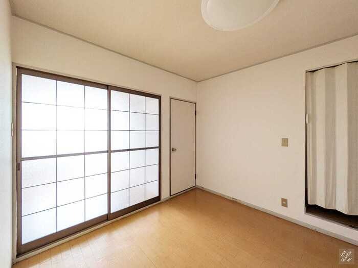 居室・リビング　図面と現状に相違がある場合には現状を優先