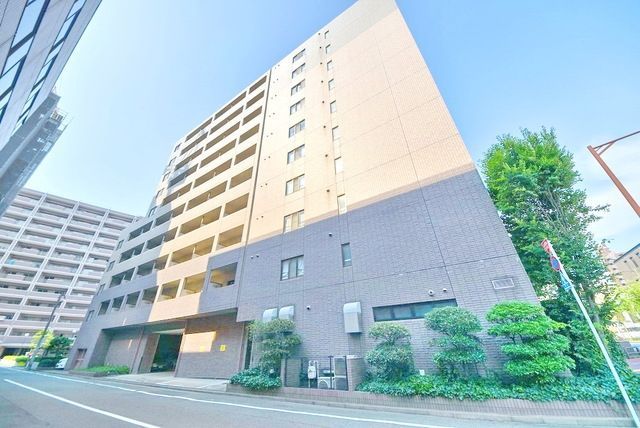 建物外観　広々とした敷地です