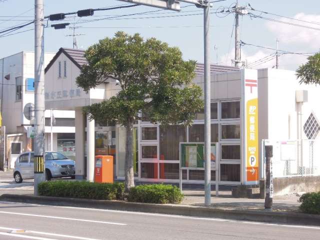 郵便局　桜が丘郵便局（郵便局）まで399m