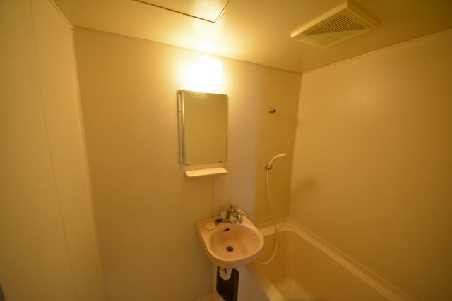 洗面設備　別部屋参考写真