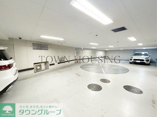 駐車場　お問合せは(株)タウンハウジングレジデンス事業部　赤坂店・…
