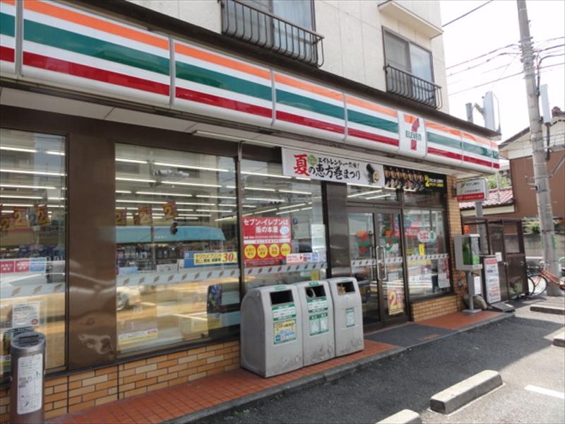 コンビニ　セブンイレブン 世田谷上馬4丁目店（コンビニ）まで275m