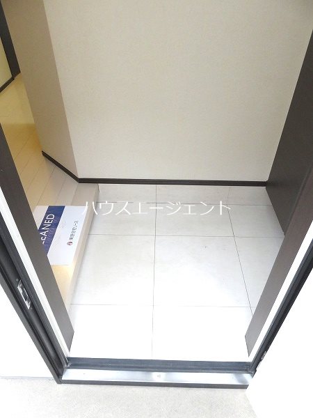 玄関　玄関です。※参考画像