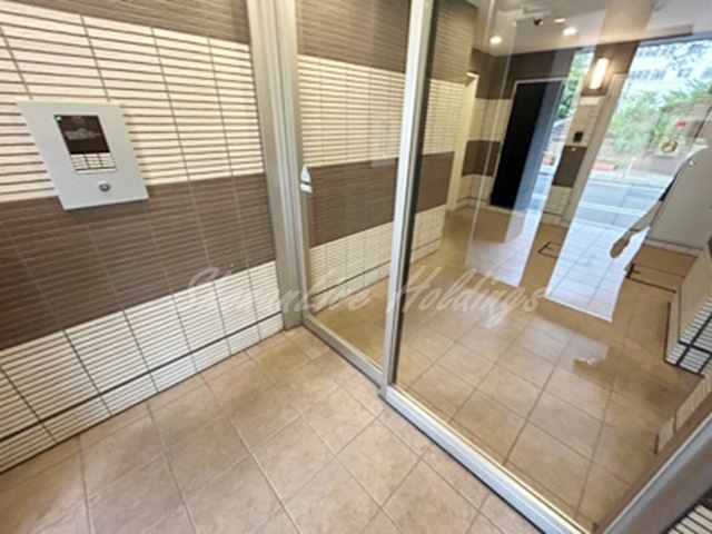 エントランス　オートロック付きエントランス♪