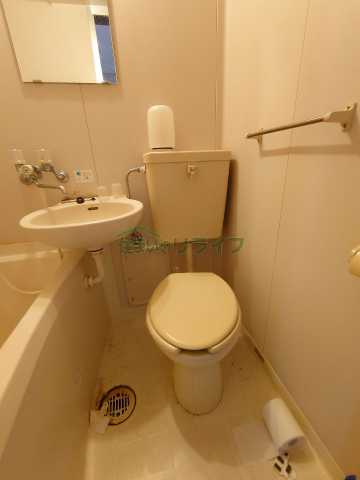 トイレ　※別部屋参考写真