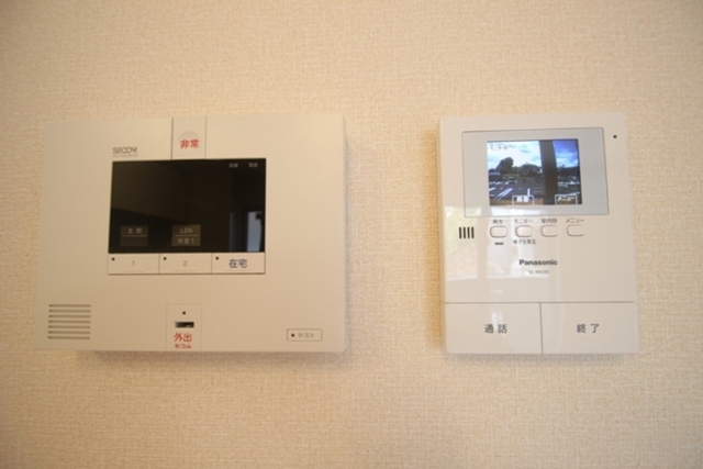 セキュリティ　ＴＶモニターホン、セコムホームセキュリティー完備☆